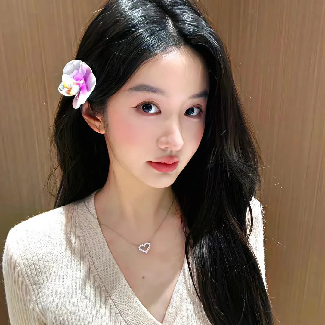 冲破樊笼走彩凤